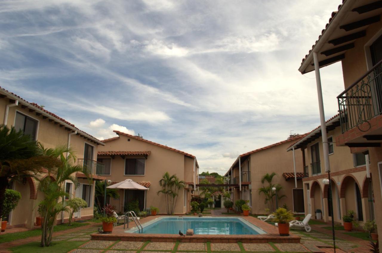 La Quinta Hotel Santa Cruz de La Sierra Exterior foto
