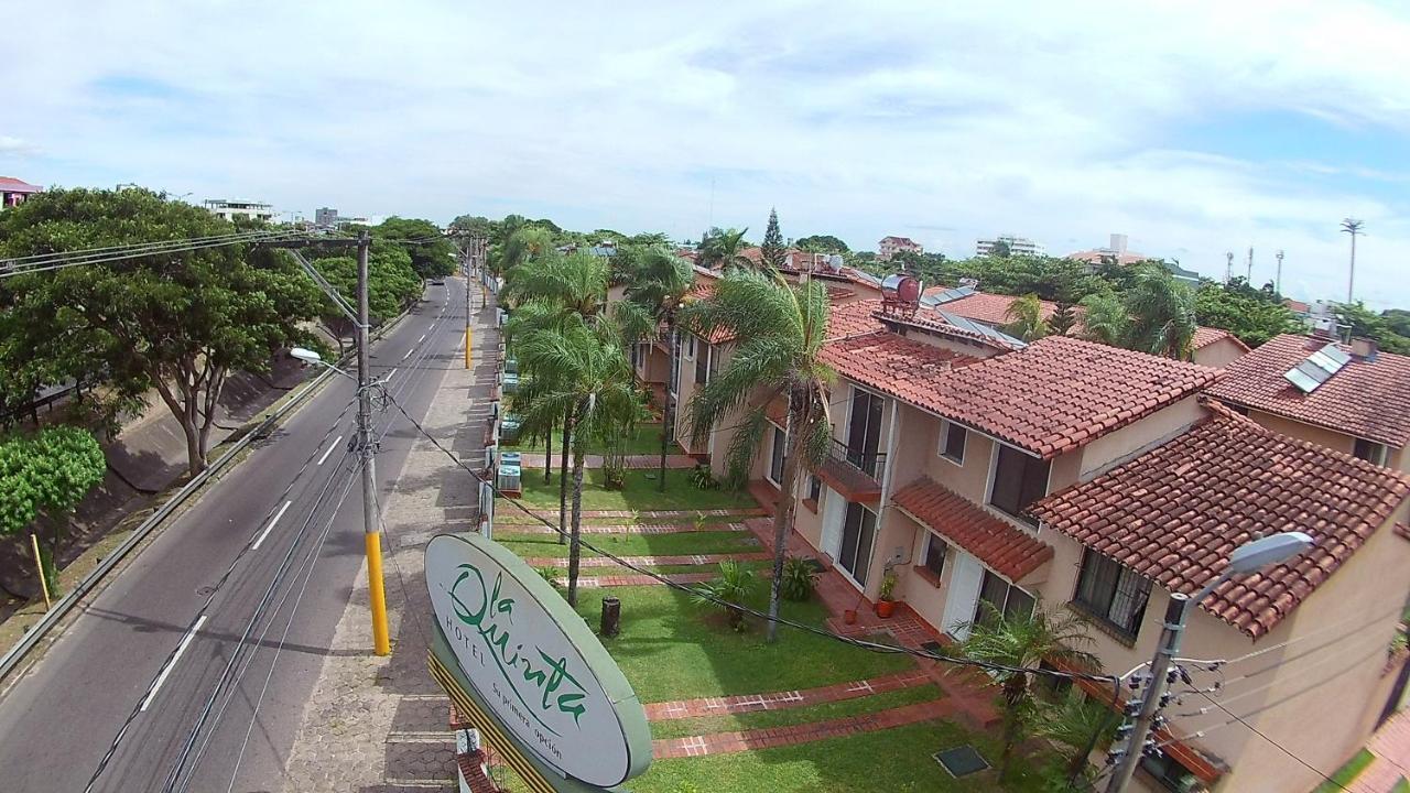 La Quinta Hotel Santa Cruz de La Sierra Exterior foto
